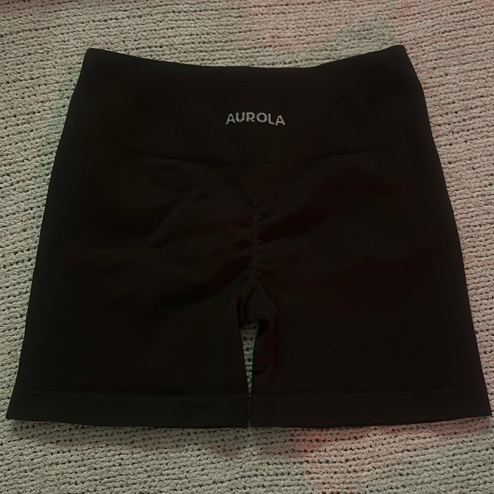 Aurola brown gym shorts